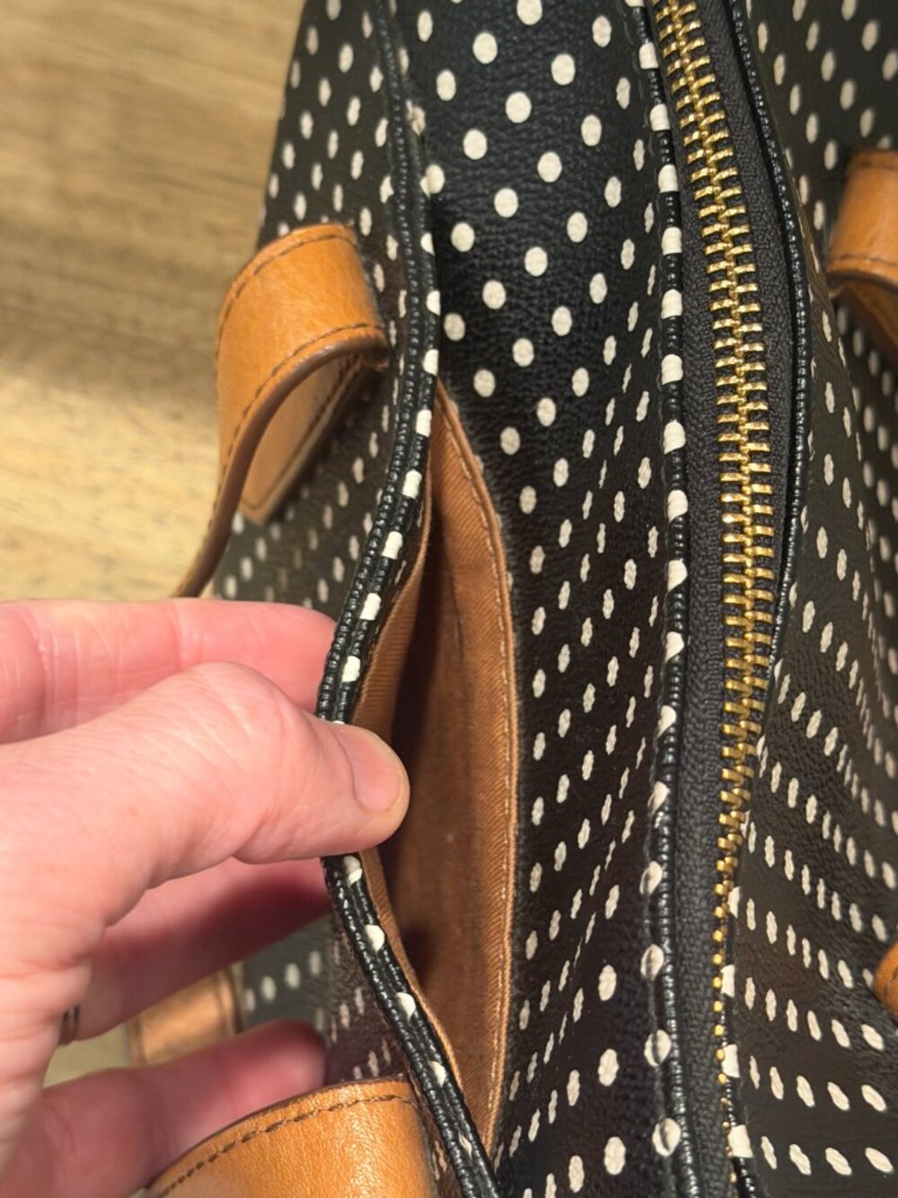 Fossil Sydney Polka Dot Satchel Bag & Matching Wallet Set - Picture 9 of 16